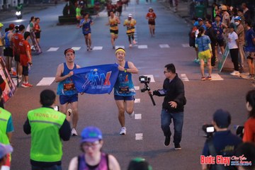 BƯỚC CHẠY CHÀO XUÂN THÀNH PHỐ QUẢNG NGÃI 2024 - Ảnh #1250128