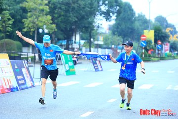 BƯỚC CHẠY CHÀO XUÂN THÀNH PHỐ QUẢNG NGÃI 2024 - Ảnh #1233184