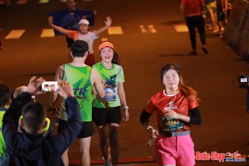 BƯỚC CHẠY CHÀO XUÂN THÀNH PHỐ QUẢNG NGÃI 2024 - Ảnh #1247016