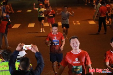 BƯỚC CHẠY CHÀO XUÂN THÀNH PHỐ QUẢNG NGÃI 2024 - Ảnh #1246947