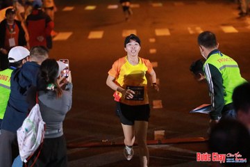 BƯỚC CHẠY CHÀO XUÂN THÀNH PHỐ QUẢNG NGÃI 2024 - Ảnh #1243371