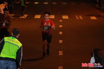 BƯỚC CHẠY CHÀO XUÂN THÀNH PHỐ QUẢNG NGÃI 2024 - Ảnh #1240952