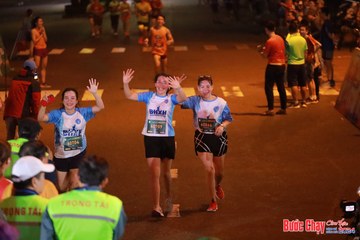 BƯỚC CHẠY CHÀO XUÂN THÀNH PHỐ QUẢNG NGÃI 2024 - Ảnh #1248590