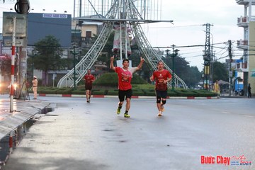 BƯỚC CHẠY CHÀO XUÂN THÀNH PHỐ QUẢNG NGÃI 2024 - Ảnh #1230464