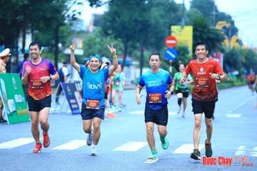 BƯỚC CHẠY CHÀO XUÂN THÀNH PHỐ QUẢNG NGÃI 2024 - Ảnh #1230012