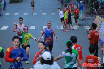 BƯỚC CHẠY CHÀO XUÂN THÀNH PHỐ QUẢNG NGÃI 2024 - Ảnh #1251632