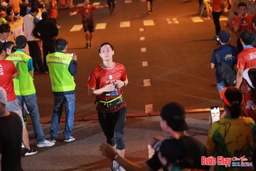 BƯỚC CHẠY CHÀO XUÂN THÀNH PHỐ QUẢNG NGÃI 2024 - Ảnh #1249128