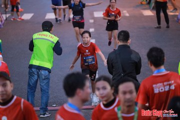 BƯỚC CHẠY CHÀO XUÂN THÀNH PHỐ QUẢNG NGÃI 2024 - Ảnh #1250317