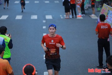 BƯỚC CHẠY CHÀO XUÂN THÀNH PHỐ QUẢNG NGÃI 2024 - Ảnh #1251617