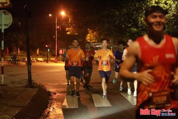 BƯỚC CHẠY CHÀO XUÂN THÀNH PHỐ QUẢNG NGÃI 2024 - Ảnh #1236375