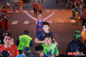 BƯỚC CHẠY CHÀO XUÂN THÀNH PHỐ QUẢNG NGÃI 2024 - Ảnh #1249698