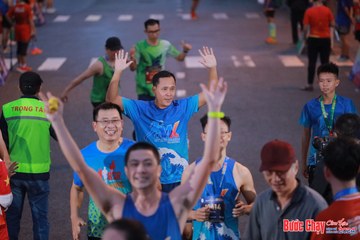 BƯỚC CHẠY CHÀO XUÂN THÀNH PHỐ QUẢNG NGÃI 2024 - Ảnh #1250256