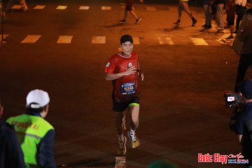 BƯỚC CHẠY CHÀO XUÂN THÀNH PHỐ QUẢNG NGÃI 2024 - Ảnh #1244992