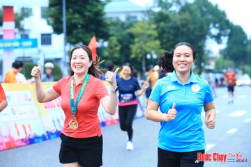 BƯỚC CHẠY CHÀO XUÂN THÀNH PHỐ QUẢNG NGÃI 2024 - Ảnh #1231262