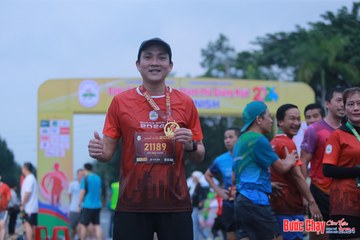 BƯỚC CHẠY CHÀO XUÂN THÀNH PHỐ QUẢNG NGÃI 2024 - Ảnh #1221119