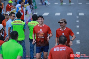BƯỚC CHẠY CHÀO XUÂN THÀNH PHỐ QUẢNG NGÃI 2024 - Ảnh #1251832