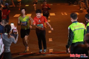 BƯỚC CHẠY CHÀO XUÂN THÀNH PHỐ QUẢNG NGÃI 2024 - Ảnh #1243302