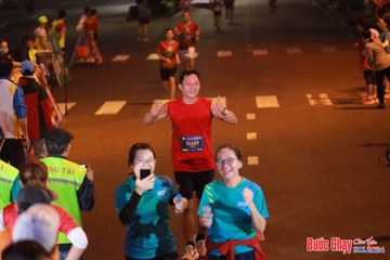 BƯỚC CHẠY CHÀO XUÂN THÀNH PHỐ QUẢNG NGÃI 2024 - Ảnh #1248996
