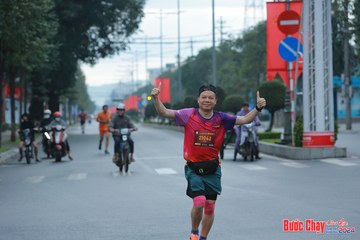 BƯỚC CHẠY CHÀO XUÂN THÀNH PHỐ QUẢNG NGÃI 2024 - Ảnh #1237214