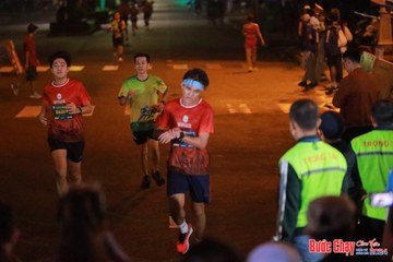 BƯỚC CHẠY CHÀO XUÂN THÀNH PHỐ QUẢNG NGÃI 2024 - Ảnh #1243620