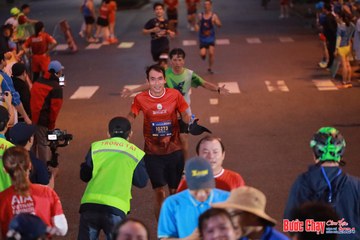 BƯỚC CHẠY CHÀO XUÂN THÀNH PHỐ QUẢNG NGÃI 2024 - Ảnh #1249686