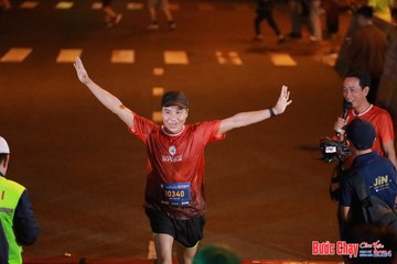 BƯỚC CHẠY CHÀO XUÂN THÀNH PHỐ QUẢNG NGÃI 2024 - Ảnh #1245000