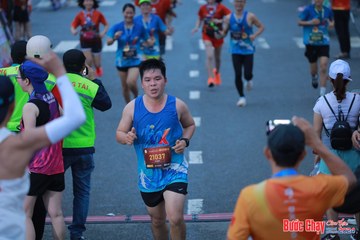 BƯỚC CHẠY CHÀO XUÂN THÀNH PHỐ QUẢNG NGÃI 2024 - Ảnh #1251302