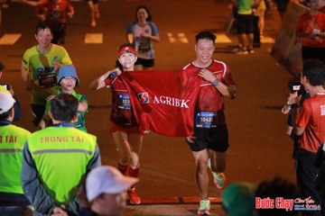 BƯỚC CHẠY CHÀO XUÂN THÀNH PHỐ QUẢNG NGÃI 2024 - Ảnh #1248407
