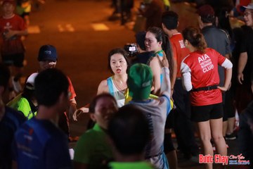BƯỚC CHẠY CHÀO XUÂN THÀNH PHỐ QUẢNG NGÃI 2024 - Ảnh #1244262