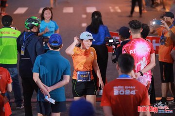 BƯỚC CHẠY CHÀO XUÂN THÀNH PHỐ QUẢNG NGÃI 2024 - Ảnh #1249901