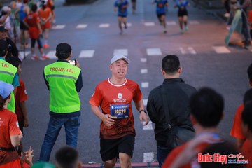 BƯỚC CHẠY CHÀO XUÂN THÀNH PHỐ QUẢNG NGÃI 2024 - Ảnh #1250403