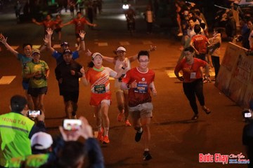 BƯỚC CHẠY CHÀO XUÂN THÀNH PHỐ QUẢNG NGÃI 2024 - Ảnh #1247311