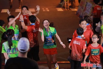 BƯỚC CHẠY CHÀO XUÂN THÀNH PHỐ QUẢNG NGÃI 2024 - Ảnh #1249309