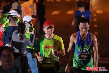 BƯỚC CHẠY CHÀO XUÂN THÀNH PHỐ QUẢNG NGÃI 2024 - Ảnh #1243260