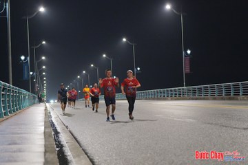 BƯỚC CHẠY CHÀO XUÂN THÀNH PHỐ QUẢNG NGÃI 2024 - Ảnh #1254649