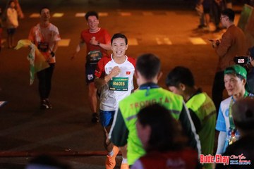BƯỚC CHẠY CHÀO XUÂN THÀNH PHỐ QUẢNG NGÃI 2024 - Ảnh #1243111
