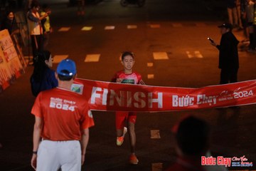 BƯỚC CHẠY CHÀO XUÂN THÀNH PHỐ QUẢNG NGÃI 2024 - Ảnh #1240532
