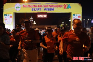 BƯỚC CHẠY CHÀO XUÂN THÀNH PHỐ QUẢNG NGÃI 2024 - Ảnh #1238824