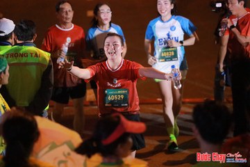 BƯỚC CHẠY CHÀO XUÂN THÀNH PHỐ QUẢNG NGÃI 2024 - Ảnh #1248230