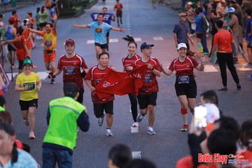BƯỚC CHẠY CHÀO XUÂN THÀNH PHỐ QUẢNG NGÃI 2024 - Ảnh #1250352
