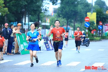 BƯỚC CHẠY CHÀO XUÂN THÀNH PHỐ QUẢNG NGÃI 2024 - Ảnh #1230950