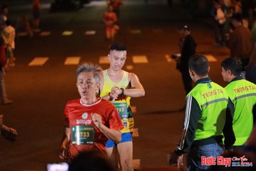 BƯỚC CHẠY CHÀO XUÂN THÀNH PHỐ QUẢNG NGÃI 2024 - Ảnh #1242422