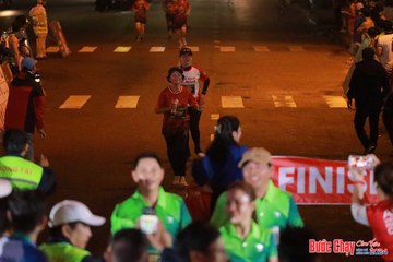 BƯỚC CHẠY CHÀO XUÂN THÀNH PHỐ QUẢNG NGÃI 2024 - Ảnh #1246530