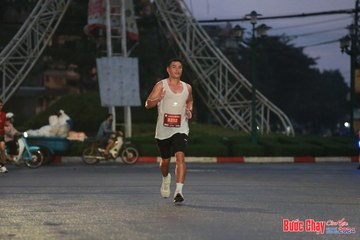 BƯỚC CHẠY CHÀO XUÂN THÀNH PHỐ QUẢNG NGÃI 2024 - Ảnh #1230195