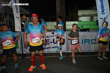 HO CHI MINH CITY NIGHT RUN EXIMBANK 2024 - Ảnh #1970434