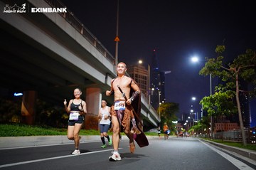 HO CHI MINH CITY NIGHT RUN EXIMBANK 2024 - Ảnh #1988907