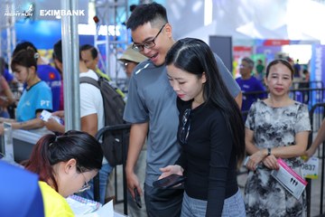 HO CHI MINH CITY NIGHT RUN EXIMBANK 2024 - Ảnh #1965357