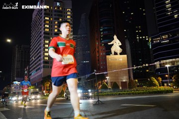 HO CHI MINH CITY NIGHT RUN EXIMBANK 2024 - Ảnh #1990012