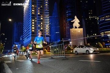 HO CHI MINH CITY NIGHT RUN EXIMBANK 2024 - Ảnh #1989421