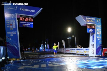 HO CHI MINH CITY NIGHT RUN EXIMBANK 2024 - Ảnh #2064411